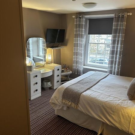 The Cricketers Arms Hotel Барнард Касъл Екстериор снимка