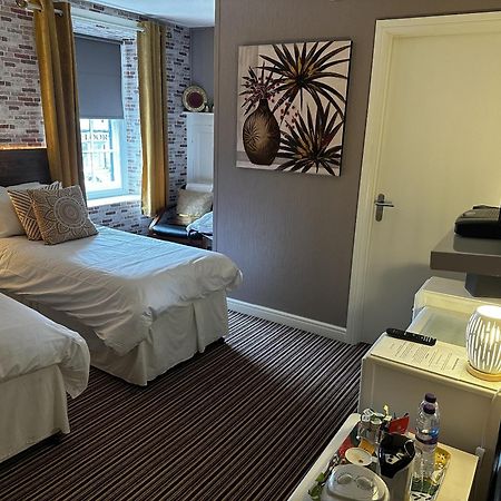 The Cricketers Arms Hotel Барнард Касъл Екстериор снимка
