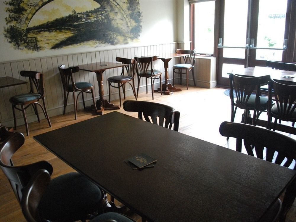The Cricketers Arms Hotel Барнард Касъл Екстериор снимка