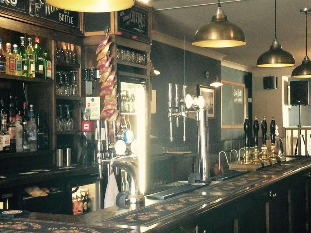 The Cricketers Arms Hotel Барнард Касъл Екстериор снимка